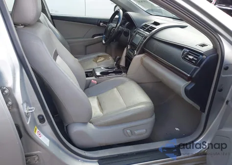 2012 Toyota Camry Xle z USA, uszkodzony, nr VIN 4T4BF1FK6CR237144